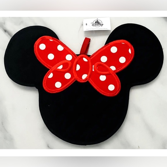NWT Set of 2 Minnie Mouse Potholders Oven Mitts Kitchen Pot Holder Disney Parks - Picture 4 of 5